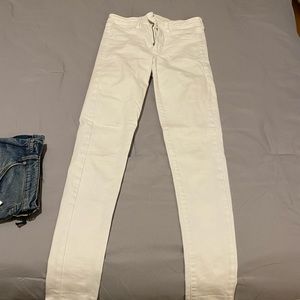 American eagle white jeans